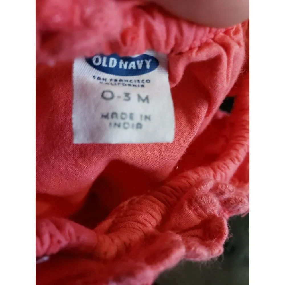 Old‎ Navy Coral Peach Pink Size 0-3 Months Infant Girls Romper